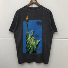 Load image into Gallery viewer, 2020ss Skull Print Travis Scott Astroworld T-shirts Men Women Top Quality Fashion Casual Streetwear Top Tees
